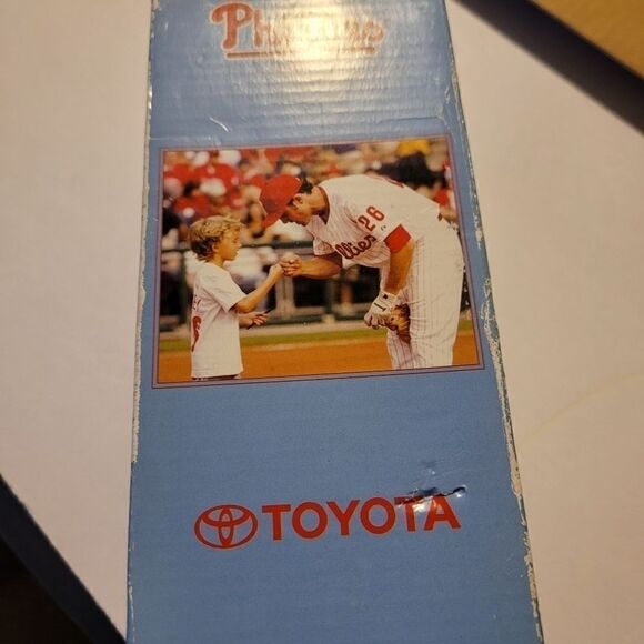 PHILADELPHIA Phillies Chase Utley Bobble Figurine Collector's Edition 2008 Toyot - Picture 2 of 5